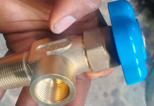 Brass Oxygen Cylinder Valve – QF-7