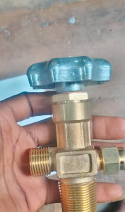 CO₂ Gas Cylinder Valve