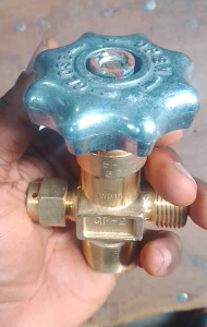 CO₂ Gas Cylinder Valve
