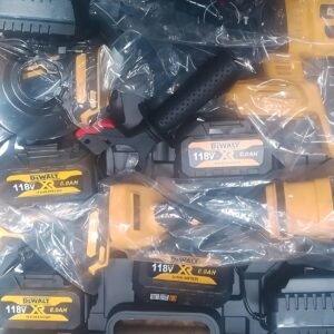 Dewalt 4-in-1 Cordless Power Tool Combo Kit